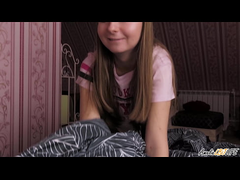 ❤️ UBlondie Ufunxa ubunzulu be-BFF yakhe kwaye Ufumana iCum emlonyeni wakhe Amanyala kwi-xh.porno-filmy.ru ️❤